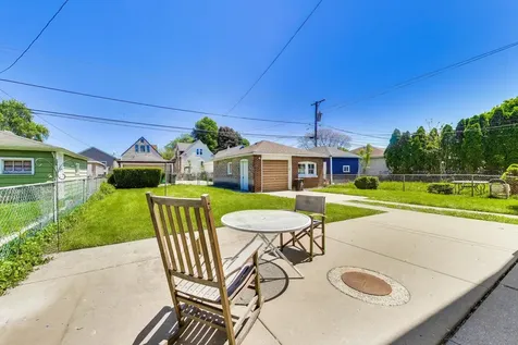 1331 Wesley Avenue Berwyn IL 60402
