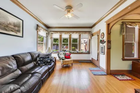 1331 Wesley Avenue Berwyn IL 60402