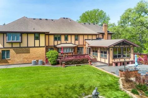 3204 Stonegate Drive Crystal Lake IL 60012