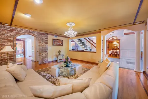 3204 Stonegate Drive Crystal Lake IL 60012
