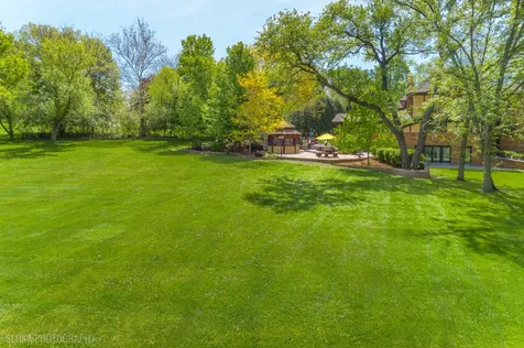 3204 Stonegate Drive Crystal Lake IL 60012