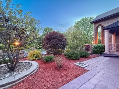 3204 Stonegate Drive Crystal Lake IL 60012