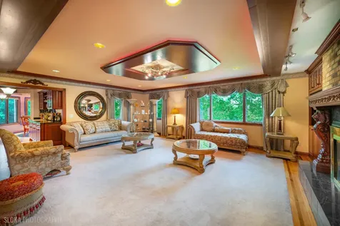 3204 Stonegate Drive Crystal Lake IL 60012