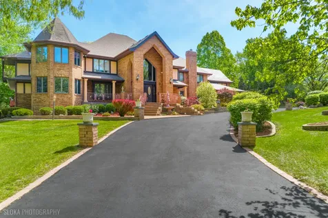 3204 Stonegate Drive Crystal Lake IL 60012