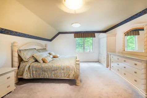 3204 Stonegate Drive Crystal Lake IL 60012