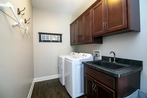 20432 Fallingwater Circle Frankfort IL 60423