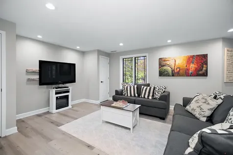 20432 Fallingwater Circle Frankfort IL 60423