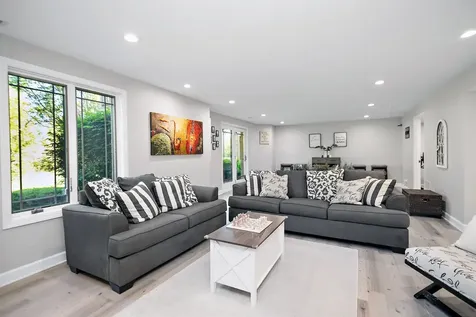 20432 Fallingwater Circle Frankfort IL 60423