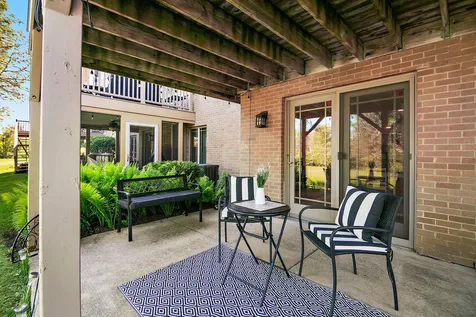 20432 Fallingwater Circle Frankfort IL 60423