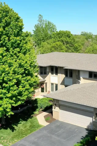 20432 Fallingwater Circle Frankfort IL 60423