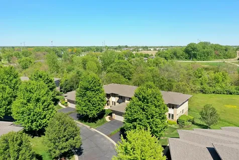 20432 Fallingwater Circle Frankfort IL 60423