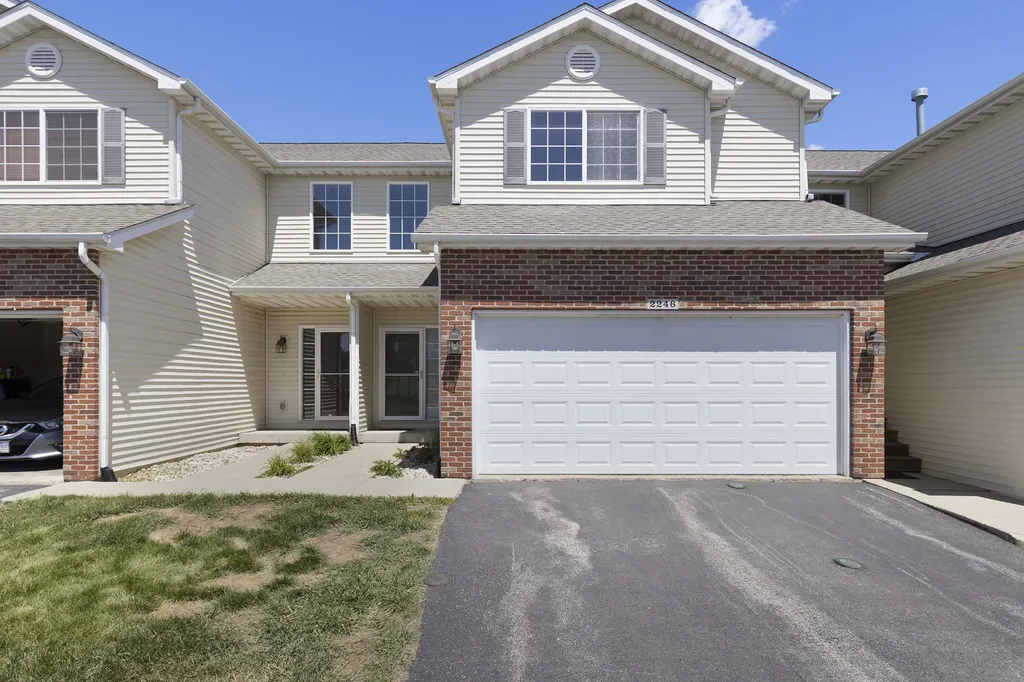 2246 Derby Lane Belvidere IL 61008