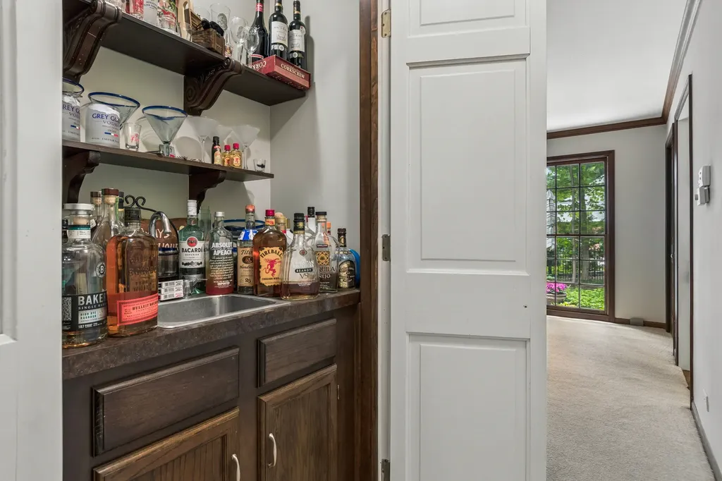 1014 Kauai King Court Naperville IL 60540