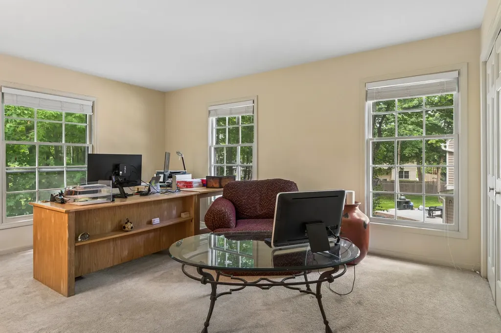1014 Kauai King Court Naperville IL 60540
