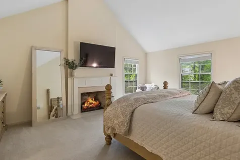 1014 Kauai King Court Naperville IL 60540