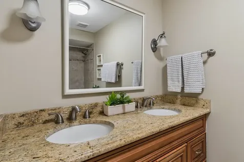 1014 Kauai King Court Naperville IL 60540
