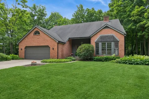 1014 Kauai King Court Naperville IL 60540