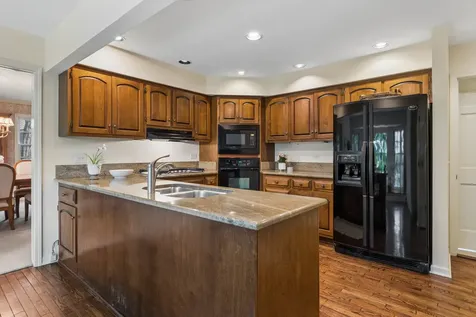 1014 Kauai King Court Naperville IL 60540