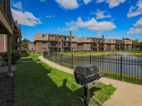 1412 Carol Court Palatine IL 60074