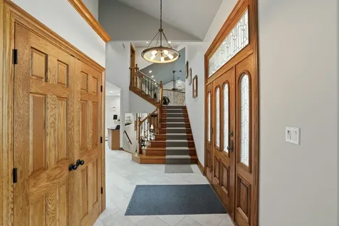 33 West Eureka Drive Lemont IL 60439