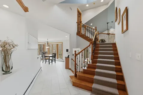 33 West Eureka Avenue Lemont IL 60439