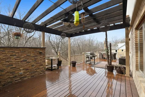 33 West Eureka Avenue Lemont IL 60439