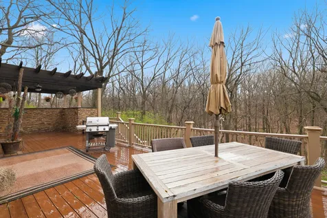 33 West Eureka Avenue Lemont IL 60439