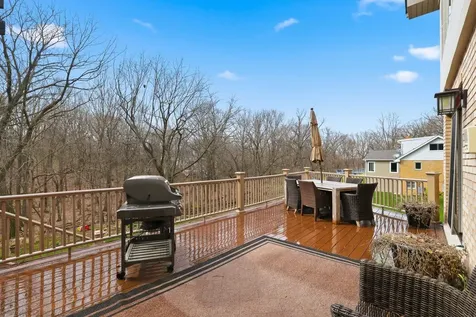 33 West Eureka Drive Lemont IL 60439
