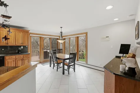33 West Eureka Avenue Lemont IL 60439