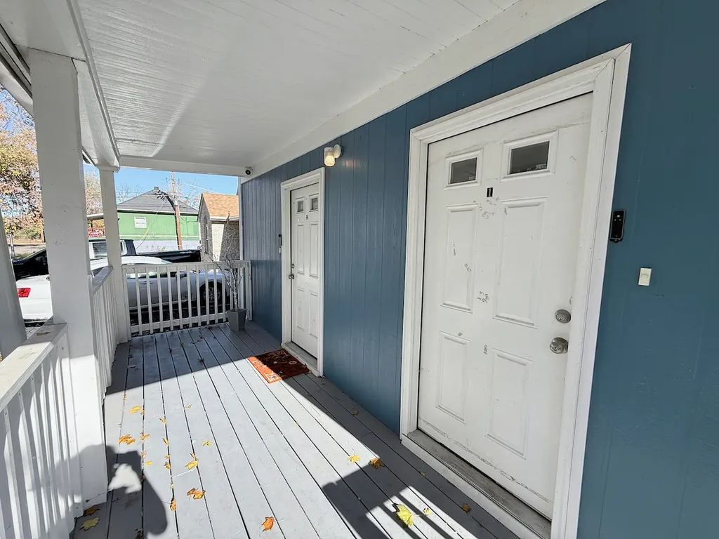 12025 South Bishop Street Chicago IL 60643