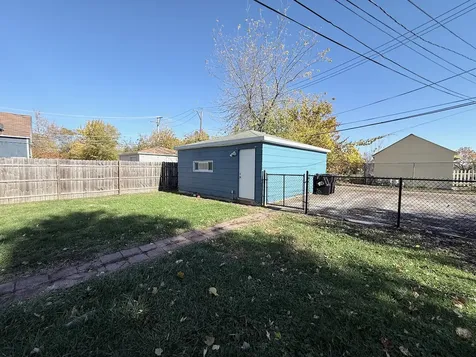 12025 South Bishop Street Chicago IL 60643