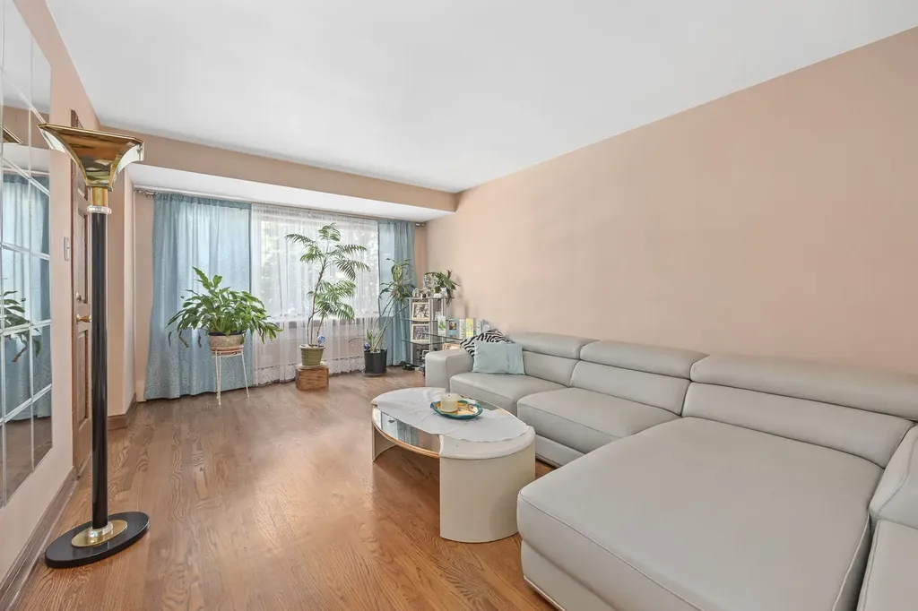 4508 South Avers Avenue Chicago IL 60632