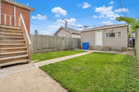 3339 South Bell Avenue Chicago IL 60608
