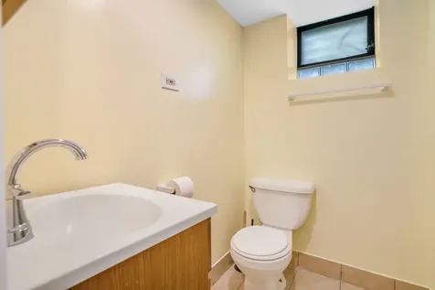 3339 South Bell Avenue Chicago IL 60608