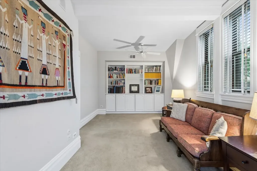 3822 North Alta Vista Terrace Chicago IL 60613
