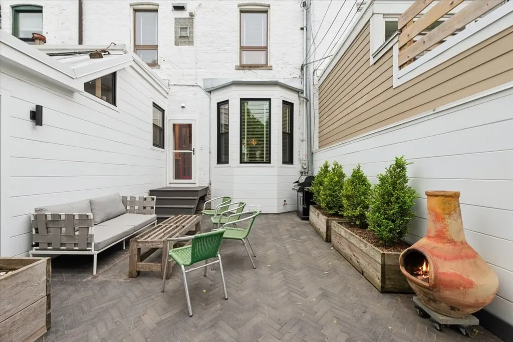 3822 North Alta Vista Terrace Chicago IL 60613
