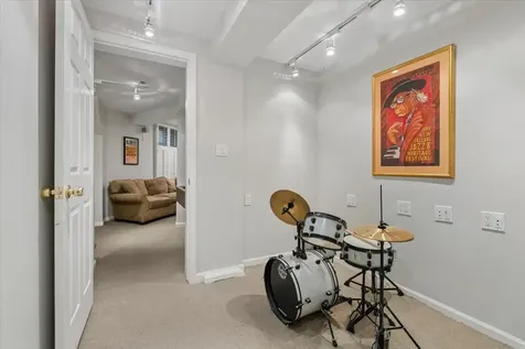 3822 North Alta Vista Terrace Chicago IL 60613