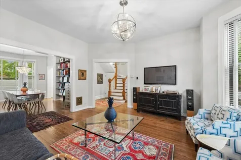 3822 North Alta Vista Terrace Chicago IL 60613