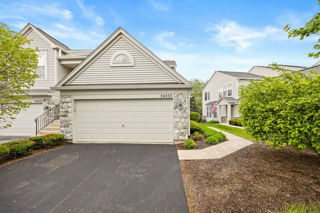 24850 West Franklin Lane Plainfield IL 60585