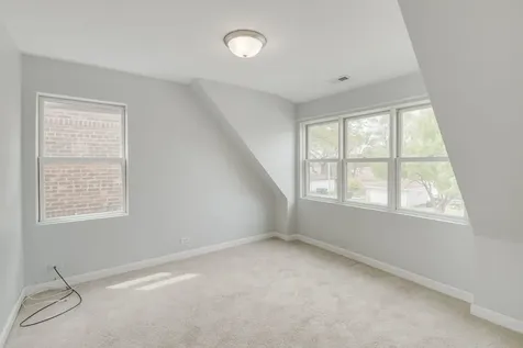 9535 South Fairfield Avenue Evergreen Park IL 60805