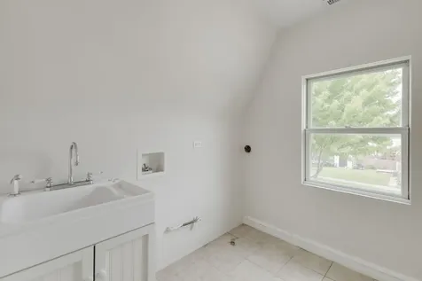 9535 South Fairfield Avenue Evergreen Park IL 60805