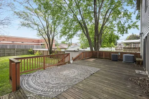 9535 South Fairfield Avenue Evergreen Park IL 60805