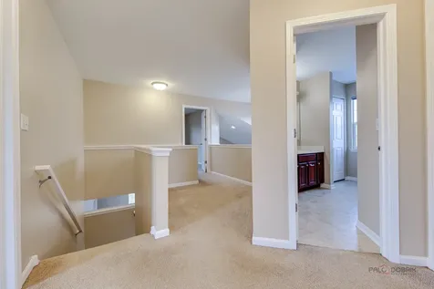 4 Waterton Drive Streamwood IL 60107