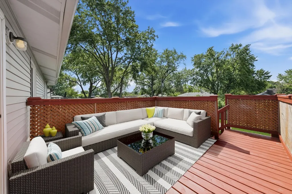 134 Michael Lane New Lenox IL 60451