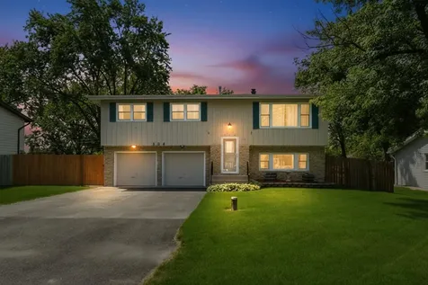 134 Michael Lane New Lenox IL 60451