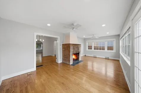 7821 West Thorndale Avenue Chicago IL 60631
