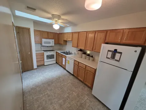 2503 Megan Court Sterling IL 61081