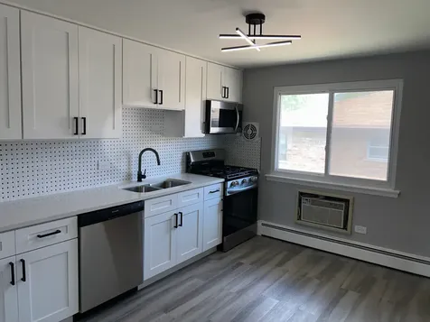 14633 Keystone Avenue Midlothian IL 60445