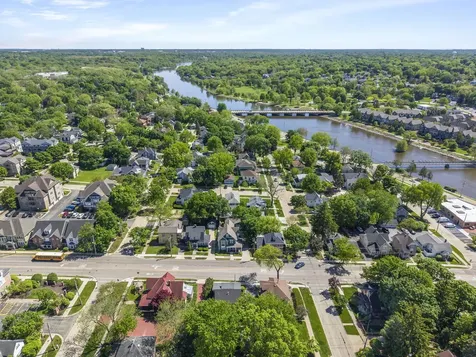 307 Illinois Avenue St. Charles IL 60174