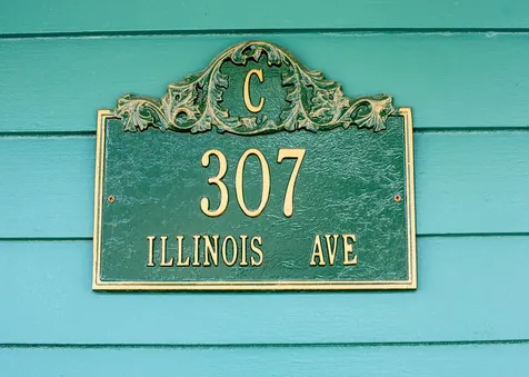 307 Illinois Avenue St. Charles IL 60174